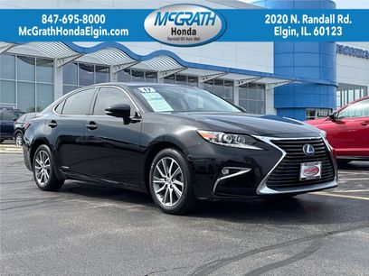 Used 2017 Lexus ES 300h w/ Luxury Package