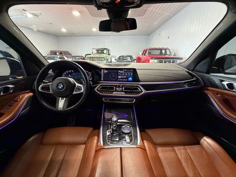 Used 2022 BMW X7 xDrive40i w/ M Sport Package AWD/4WD image 30