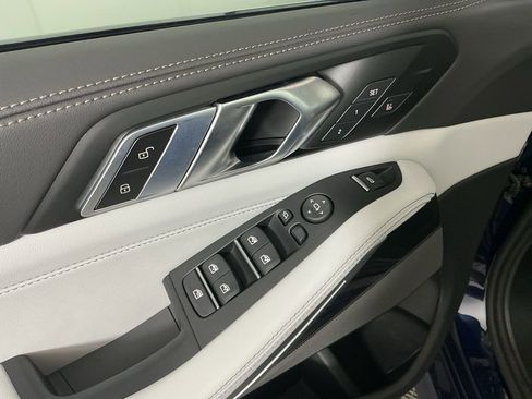 New 2026 BMW X5 xDrive40i w/ M Sport Package image 21