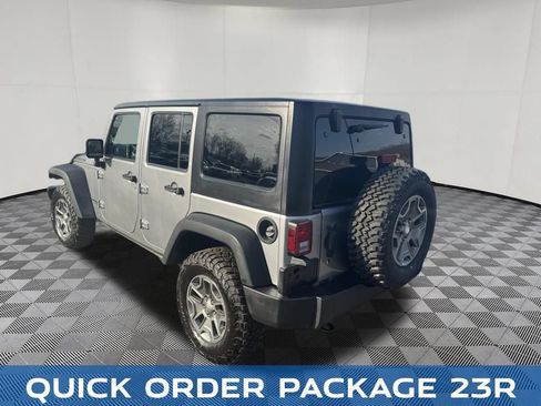 Used 2017 Jeep Wrangler Unlimited Rubicon w/ Connectivity Group AWD/4WD image 7