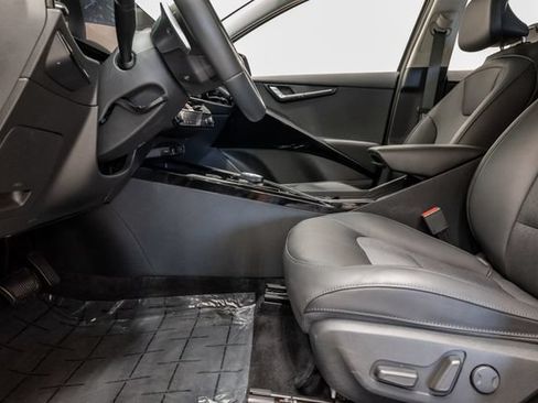 Used 2023 Kia Niro Wind FWD image 11