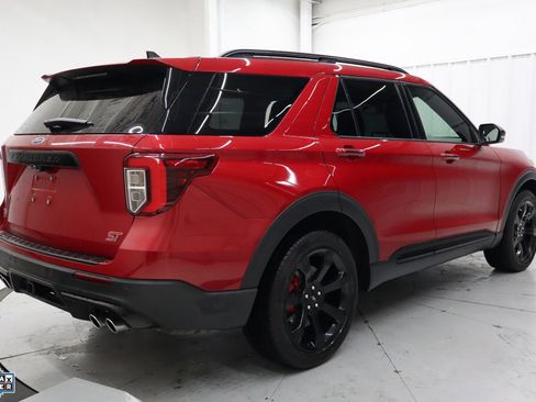 Used 2023 Ford Explorer ST w/ Equipment Group 401A image 4