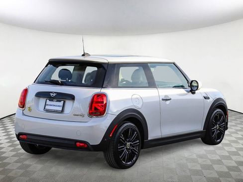 Used 2024 MINI Cooper SE FWD image 8