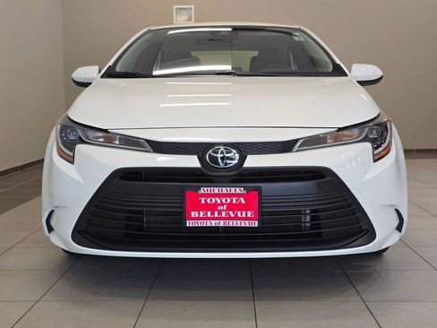 Certified 2024 Toyota Corolla LE FWD image 6