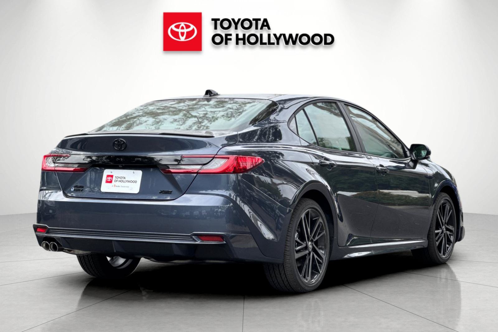 New 2026 Toyota Camry XSE w/ Premium Package AWD/4WD image 4