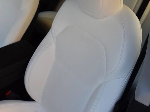 Used 2024 Tesla Model 3 Long Range AWD/4WD image 12