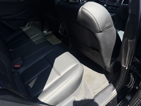 Used 2021 Porsche Macan AWD/4WD image 15