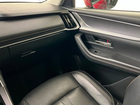 Used 2024 MAZDA CX-90 3.3 Turbo w/ Preferred Plus image 11