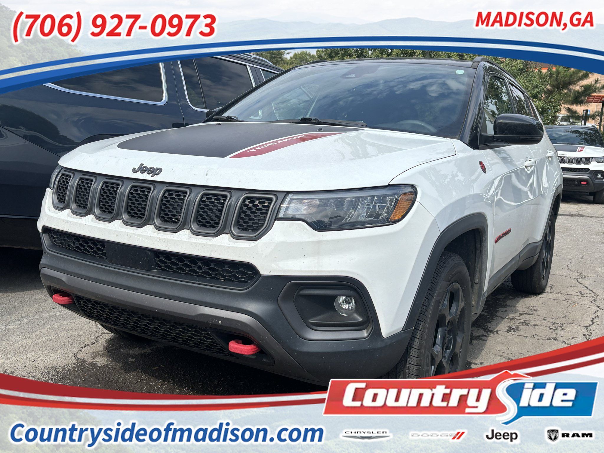 Used 2023 Jeep Compass Trailhawk AWD/4WD image 1