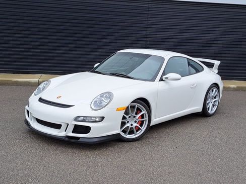 Used 2007 Porsche 911 GT3 RWD image 1