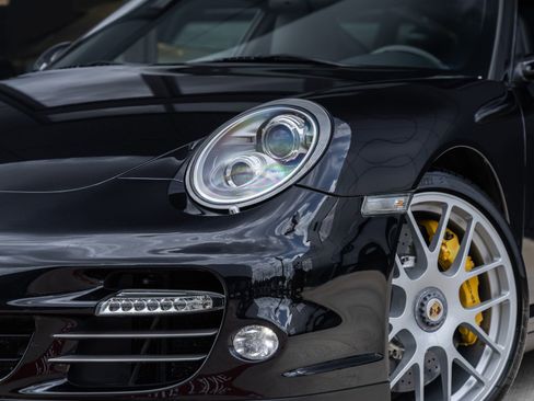 Used 2011 Porsche 911 Turbo S AWD/4WD image 23