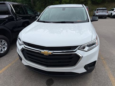 Used 2020 Chevrolet Traverse LS w/ LPO, Floor Liner Package FWD image 6