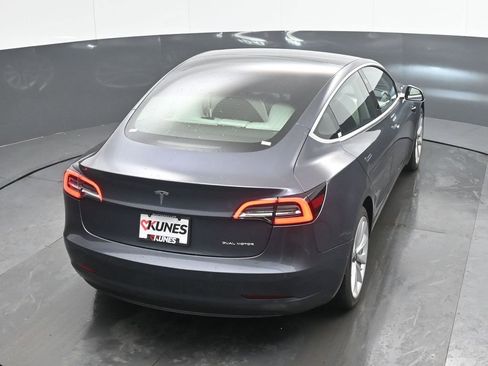 Used 2019 Tesla Model 3 Long Range image 27