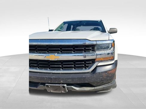 Used 2019 Chevrolet Silverado 1500 W/T RWD image 11