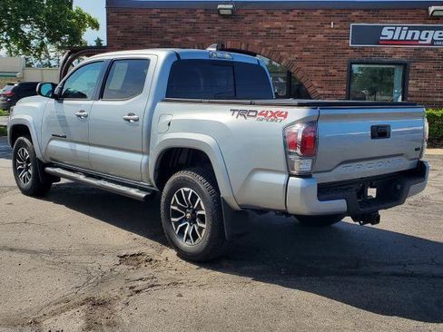 Used 2023 Toyota Tacoma TRD Sport AWD/4WD image 5