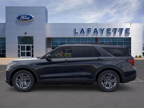 New 2026 Ford Explorer Active w/ Active Comfort Package AWD/4WD image 3