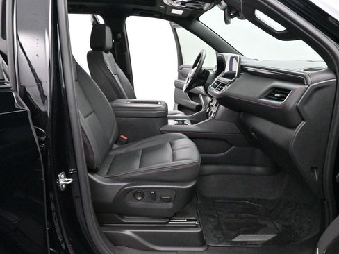 Used 2024 Chevrolet Suburban RST w/ Luxury Package AWD/4WD image 36
