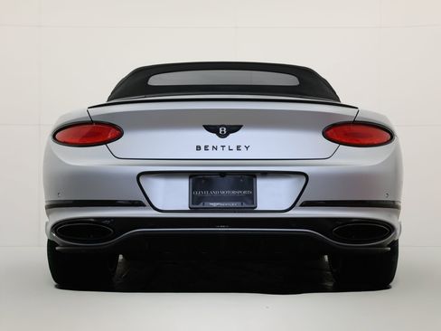 Used 2022 Bentley Continental GT Speed image 4