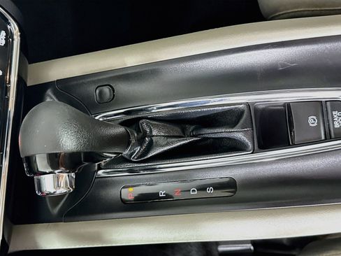Certified 2021 Honda HR-V EX image 19