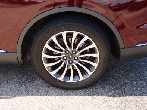 Used 2022 Lincoln Aviator Reserve w/ Equipment Group 201A image 18