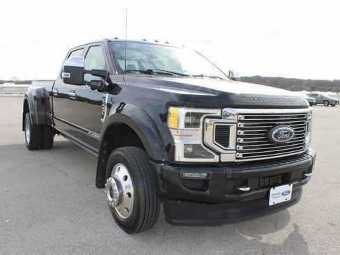 Certified 2022 Ford F450 Platinum w/ FX4 Off-Road Package image 1