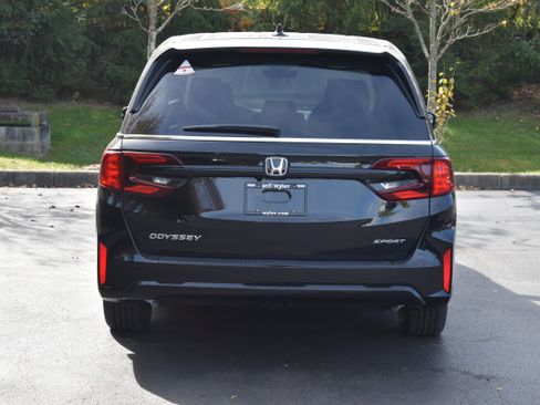 New 2026 Honda Odyssey Sport-L image 7