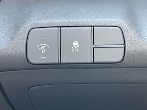 New 2026 Hyundai Elantra SEL Sport FWD image 19