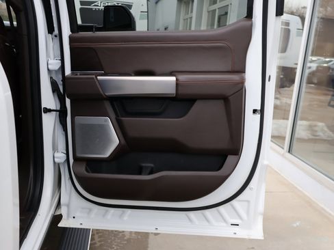 Used 2024 Ford F350 King Ranch w/ Chrome Package image 47