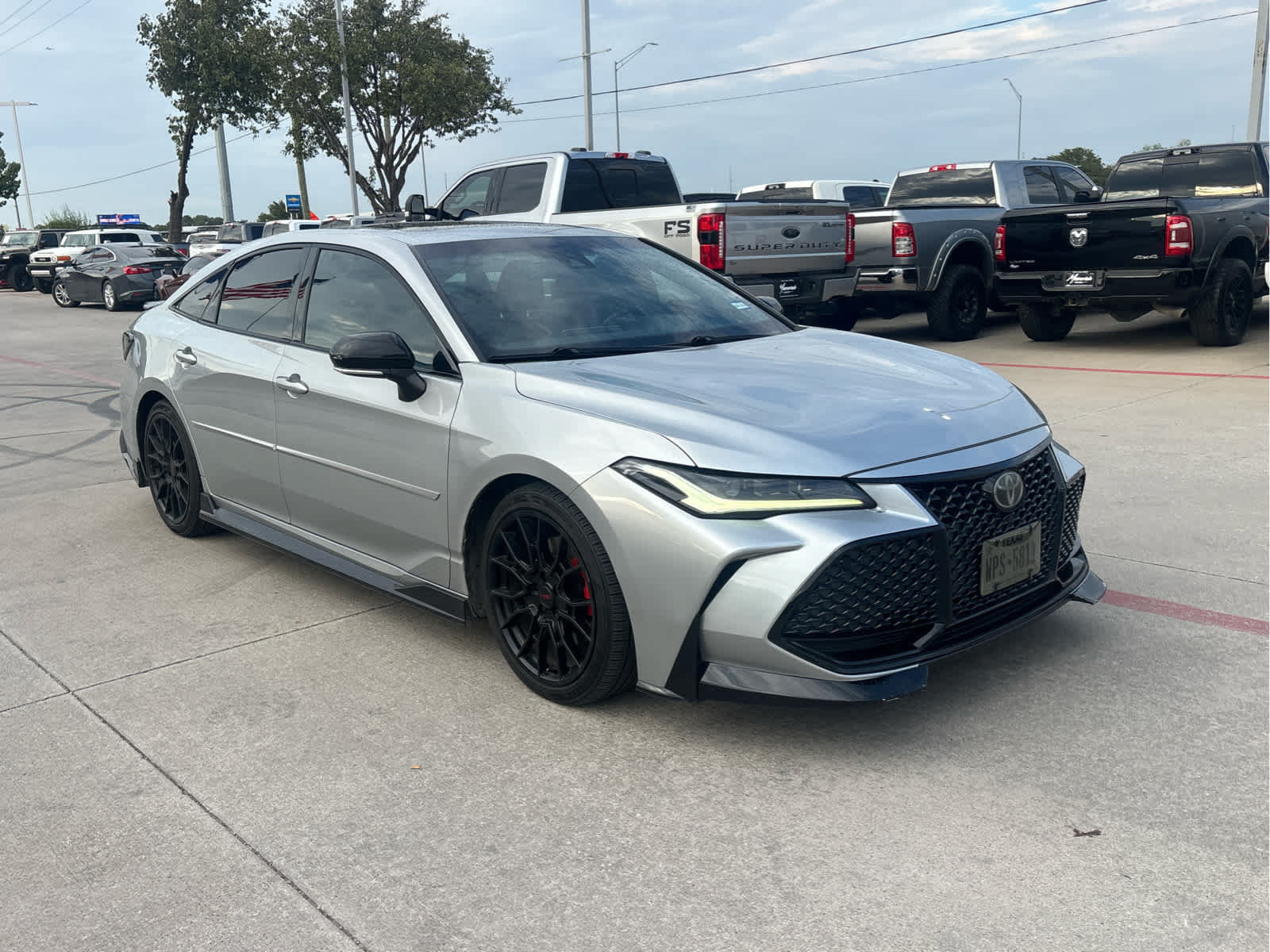 Used 2020 Toyota Avalon TRD FWD image 2