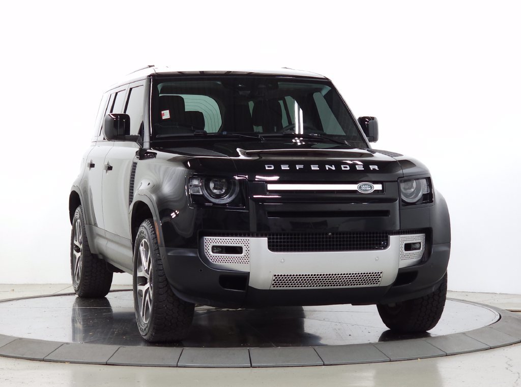Used 2025 Land Rover Defender 110 S AWD/4WD image 8