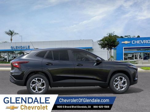 New 2026 Chevrolet Trax LS w/ LS Convenience Package image 5