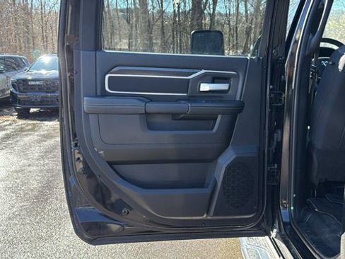 Used 2025 RAM 2500 Big Horn image 24