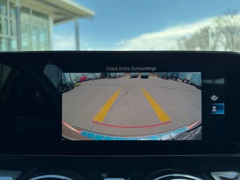 Certified 2022 Mercedes-Benz GLA 250 4MATIC image 21