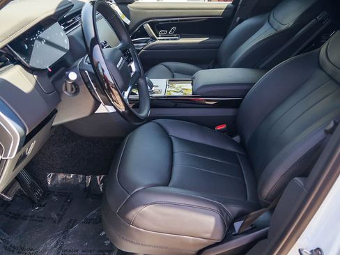 New 2026 Land Rover Range Rover SE AWD/4WD image 19