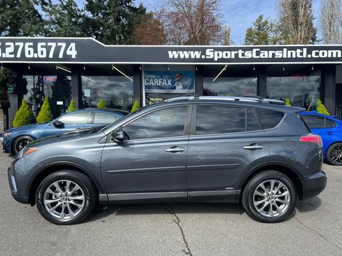 Used 2016 Toyota RAV4 Limited image 13