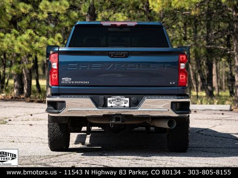 Used 2021 Chevrolet Silverado 3500 LT w/ Convenience Package AWD/4WD image 5