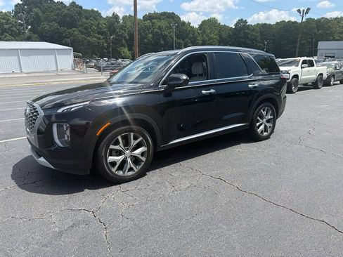 Used 2021 Hyundai Palisade SEL w/ Premium Package FWD image 3