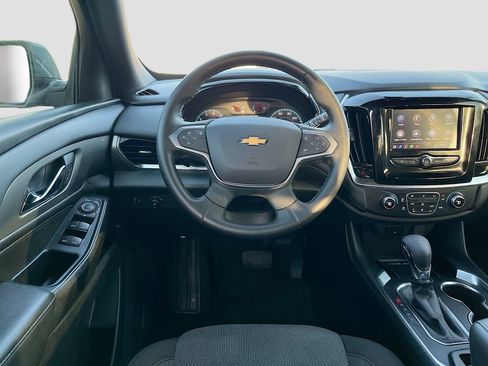 Used 2023 Chevrolet Traverse LT image 20