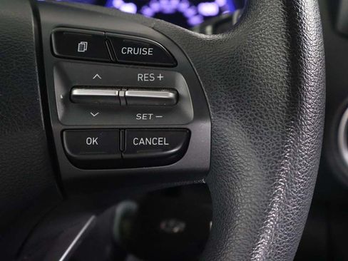 Used 2020 Hyundai Kona SE AWD/4WD image 32