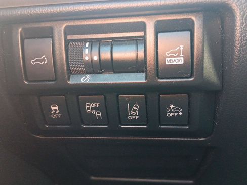 Used 2019 Subaru Outback 2.5i Limited w/ Popular Package #2 image 19