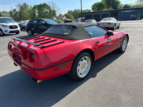 Used 1992 Chevrolet Corvette Convertible RWD image 6