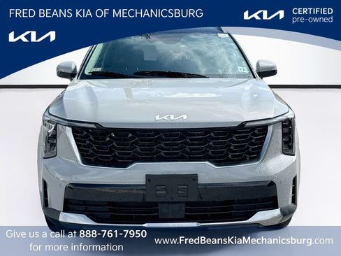 Certified 2024 Kia Sorento S w/ Panoramic Sunroof Package AWD/4WD image 2