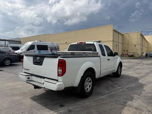 Used 2020 Nissan Frontier S w/ S Utility Package RWD image 6