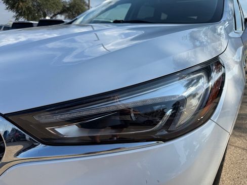 Used 2018 Buick Enclave Avenir w/ Avenir Technology Package image 9