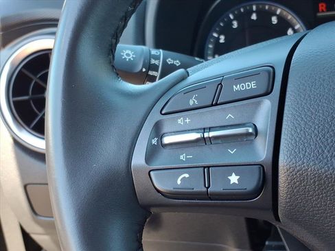 Used 2022 Hyundai Kona SEL w/ Convenience Package image 35