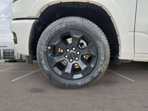 New 2026 RAM 1500 Big Horn w/ Night Edition AWD/4WD image 10