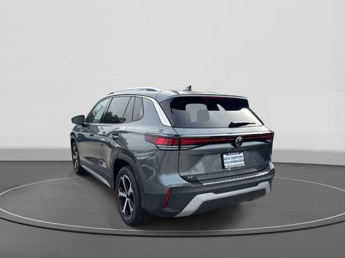 New 2026 Volkswagen Tiguan SE AWD/4WD image 3