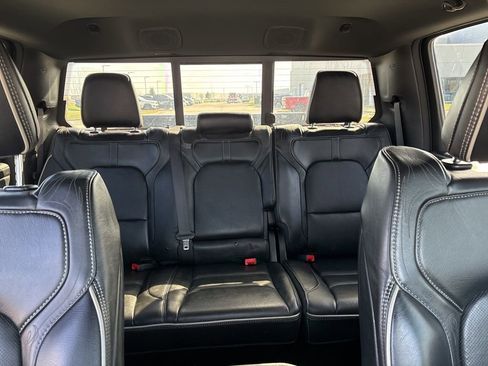 Certified 2022 RAM 1500 Limited w/ Body Color Bumper Group image 14