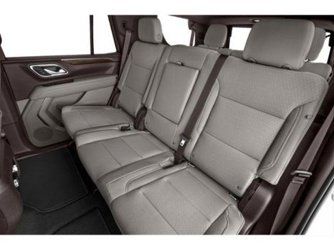 Used 2022 GMC Yukon SLE AWD/4WD image 16
