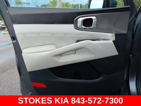 Used 2021 Kia Sorento SX FWD image 22